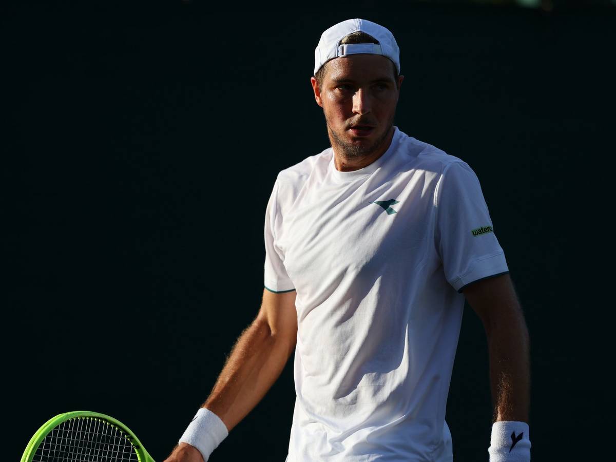 Jan-Lennard Struff muss den fünften Satz gegen US-Profi Brandon Nakashima am Donnerstag spielen.