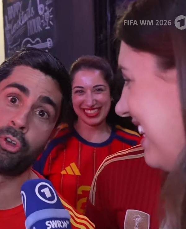 Spanische Party in Köln nach dem 3:0-Sieg gegen Österreich.