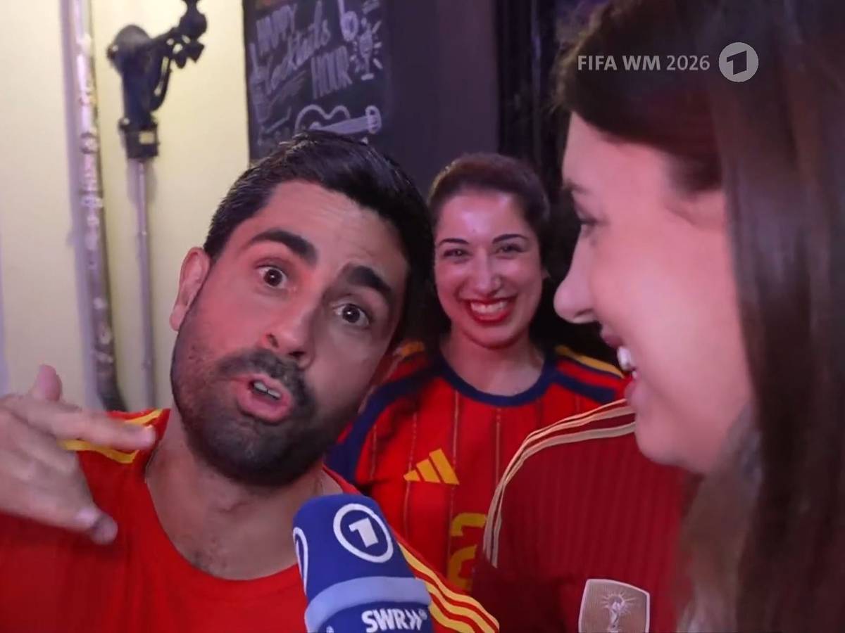 Spanische Party in Köln nach dem 3:0-Sieg gegen Österreich.