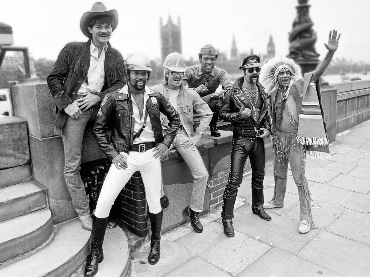 Könige des Disco: Die Village People surften Ende der 70er-Jahre dank ihres Millionensellers „Y.M.C.A.“ ganz oben auf der Disco-Erfolgswelle. (Bild: Arte/Alamy/Zentralfilm)