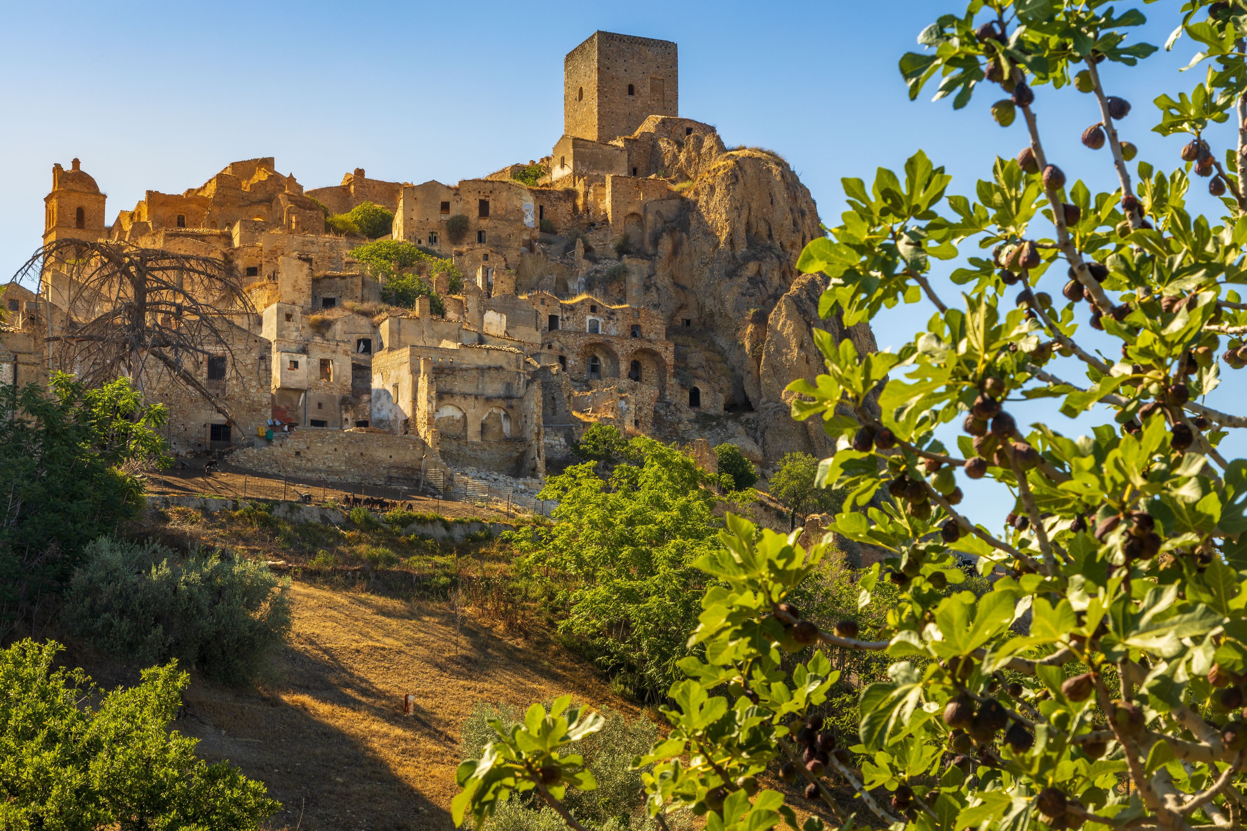 Die alte Bergstadt Craco.