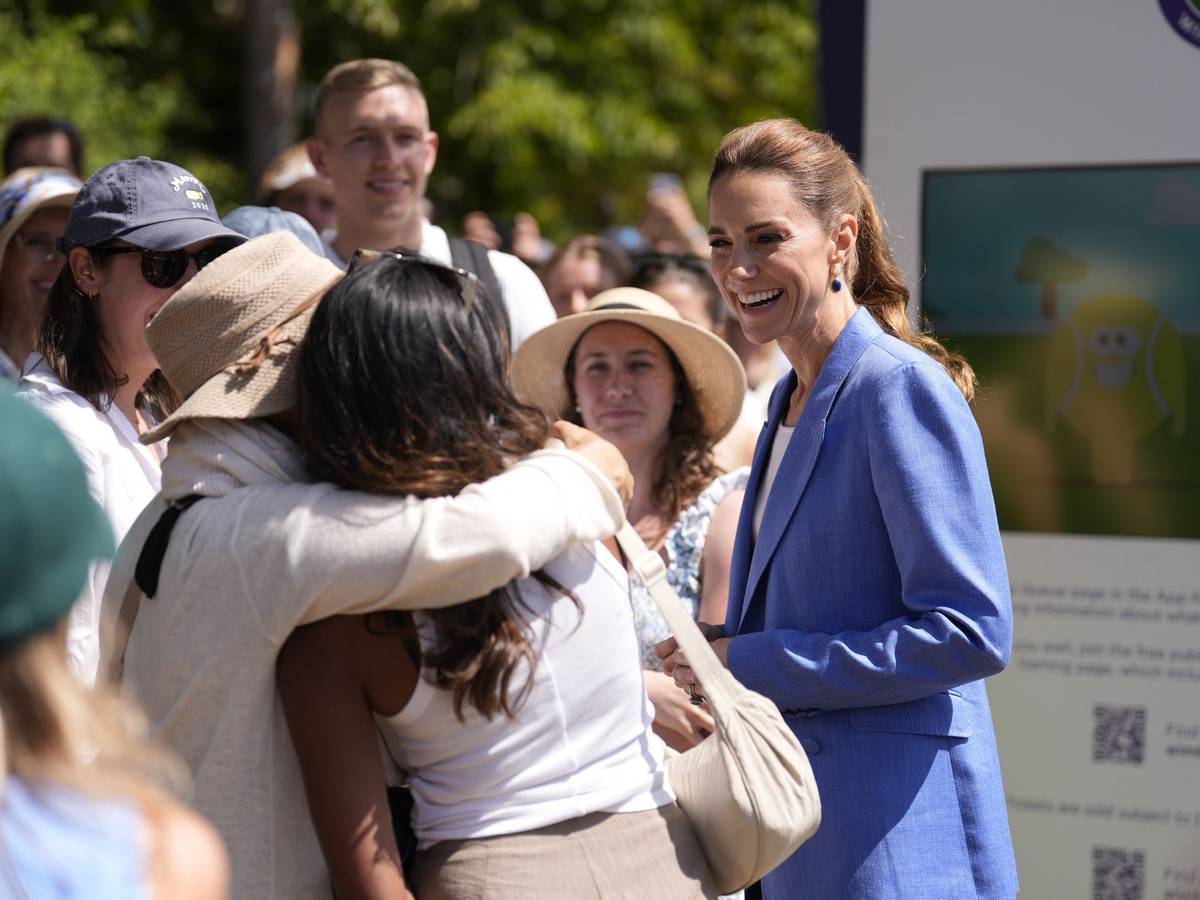 Kate begrüßte in Wimbledon Fans.