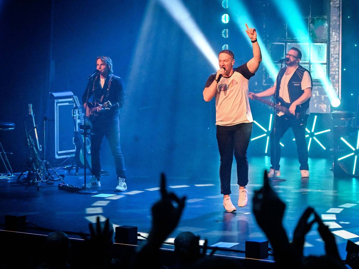 Die Höhner spielen live vor Publikum