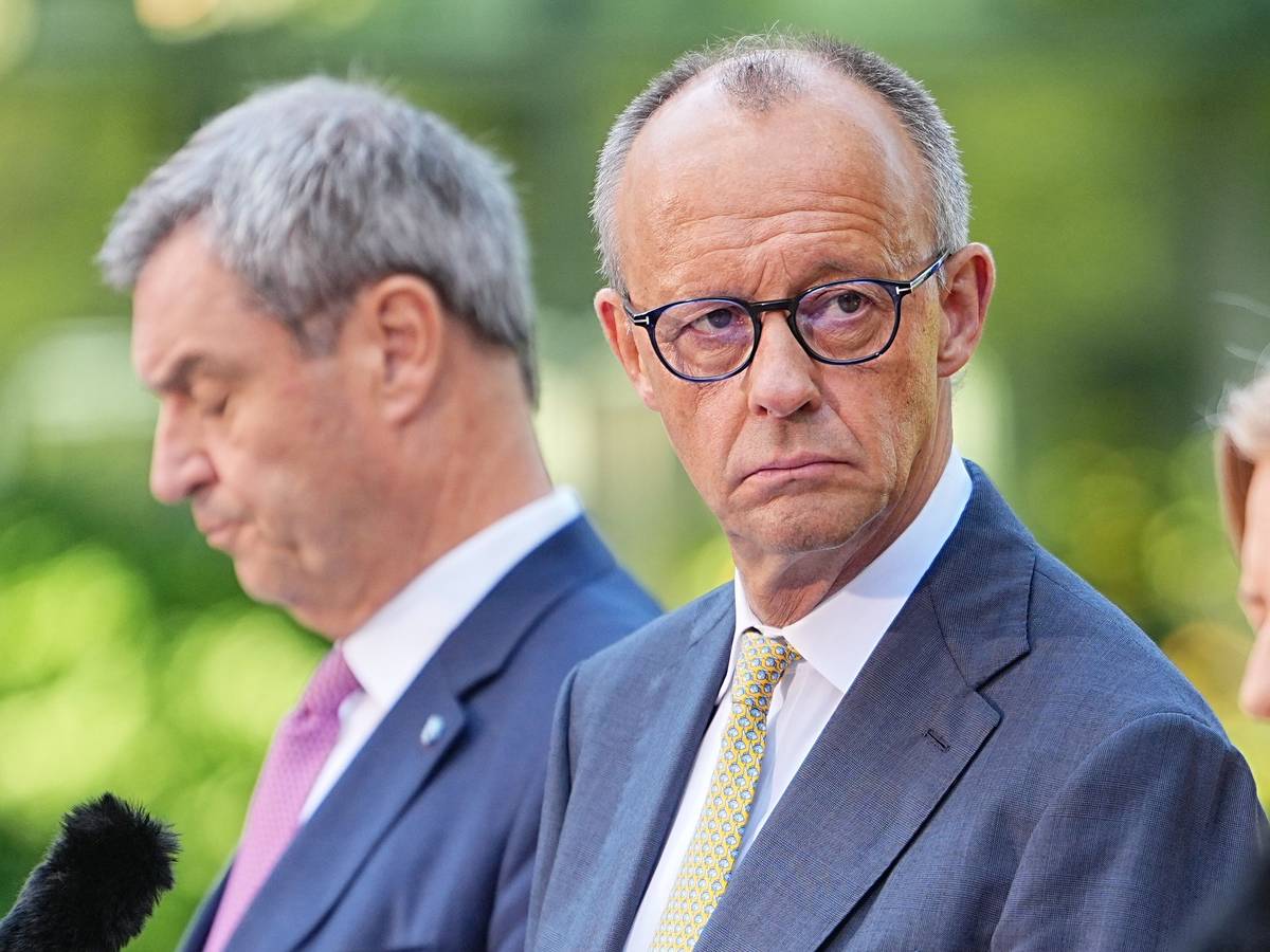 Markus Söder (CSU, l-r), Friedrich Merz (CDU) und Bärbel Bas (SPD) geben im Garten des Kanzleramtes eine Pressekonferenz nach der Sitzung des Koalitionsausschusses.