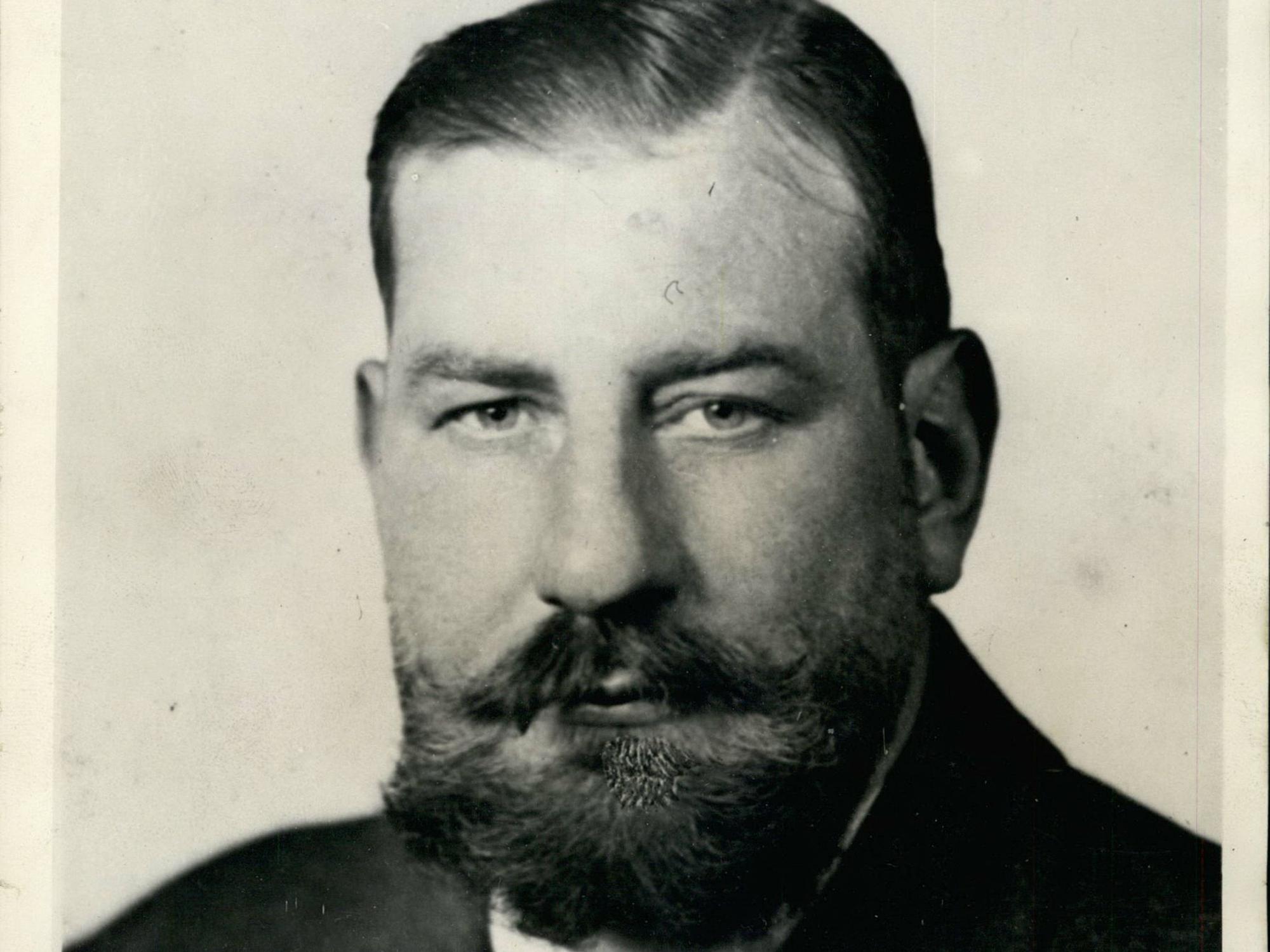 Ronald Chesney (hier im Februar 1954) wurde auch „der Pirat“ genannt. Er war ein berüchtigter Schmuggler und Fälscher.