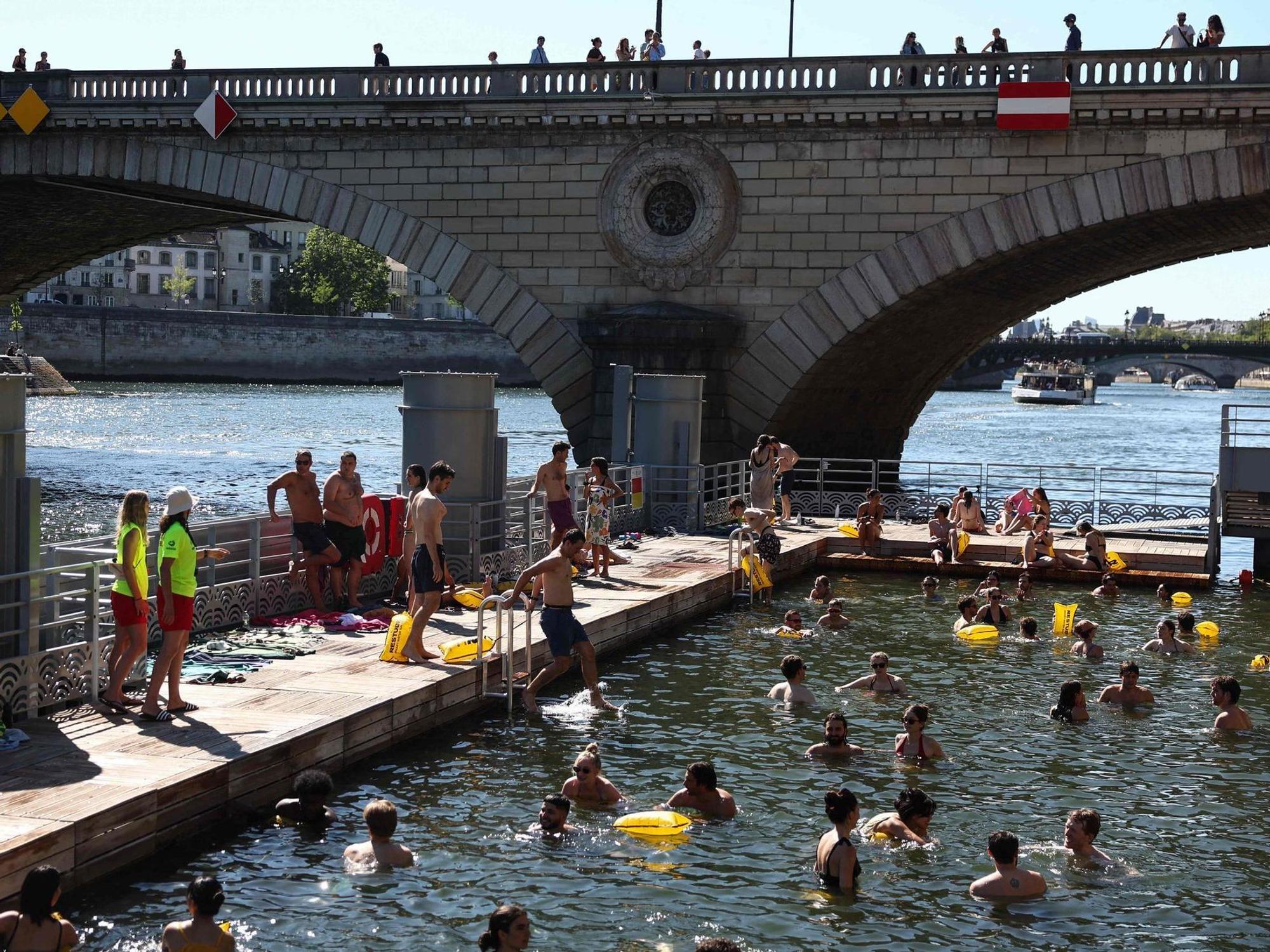 Die Freibäder in der Seine in Paris waren im vergangenen Jahr ein voller Erfolg.