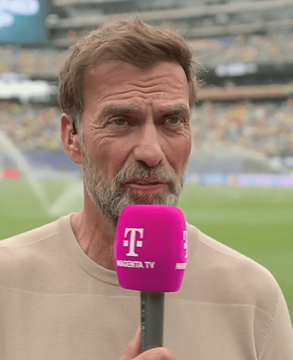 Jürgen Klopp war auch am Sonntag wieder für MagentaTV bei der WM im Einsatz.