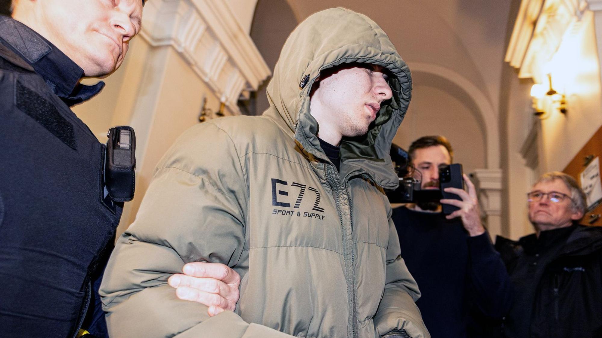 Daniil B., ein russischer „Low Level Agent“, wurde in Litauen wegen eines Brandanschlags auf die Ikea-Filiale verurteilt. Gewaltbereite „Kollegen“ von ihm sind im Auftrag Russlands in ganz Westeuropa unterwegs. (Bild: ARTE/Paulius Peleckis)