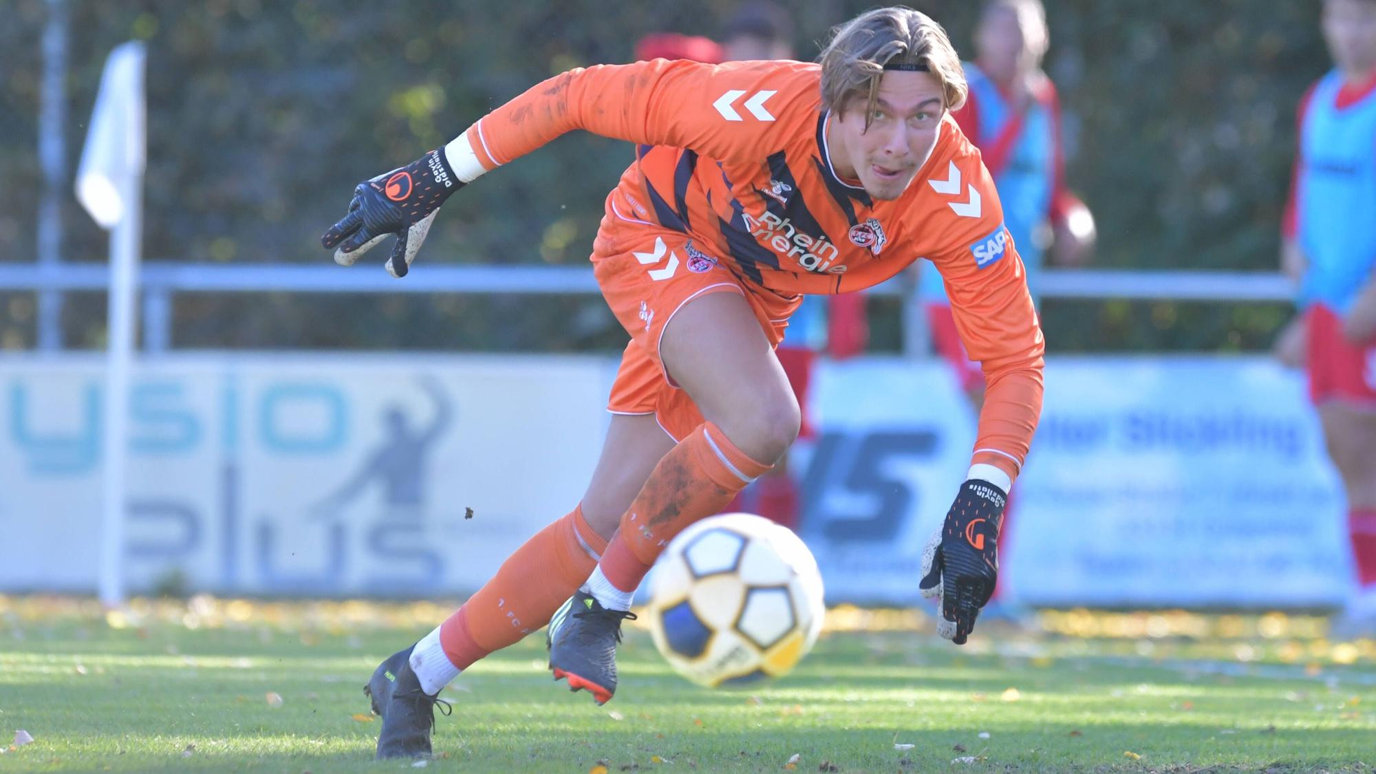 Torwart Gavin Didzilatis spielt für die U21 des 1. FC Köln.