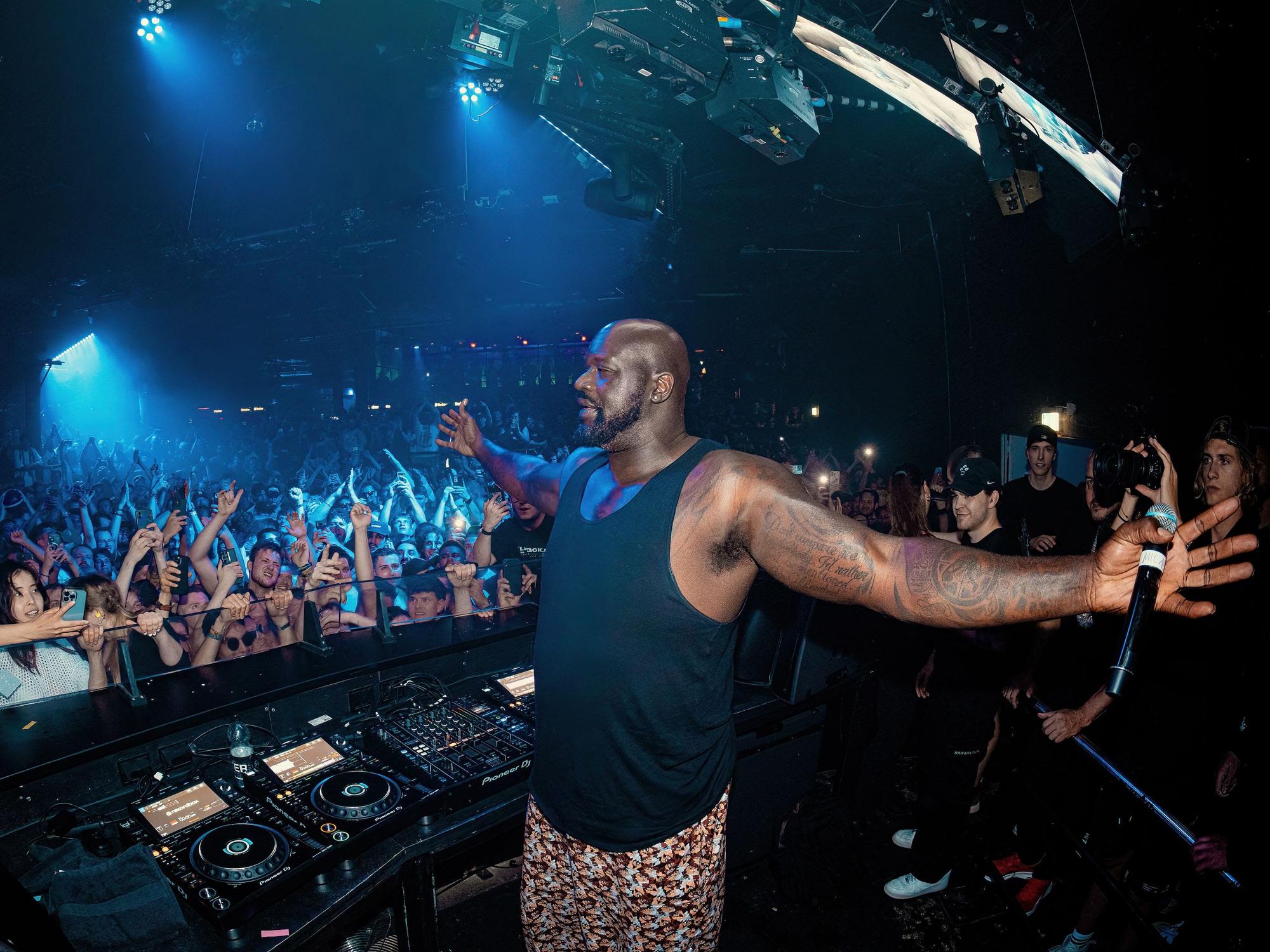 Shaquille O'Neal bei einem Auftritt im Bootshaus