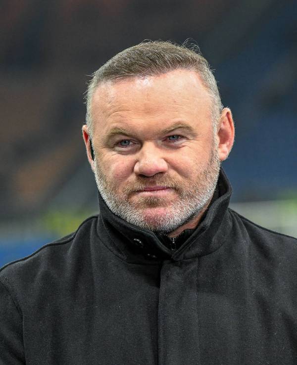England-Legende Wayne Rooney am Rande eines Fußballspiels.