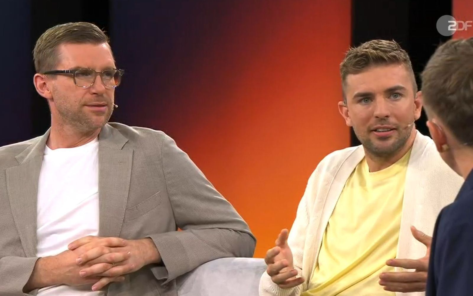 Christoph Kramer (rechts) und Per Mertesacker haben sich im ZDF zu Donald Trump und Gianni Infantino geäußert. (Bild: ZDF)