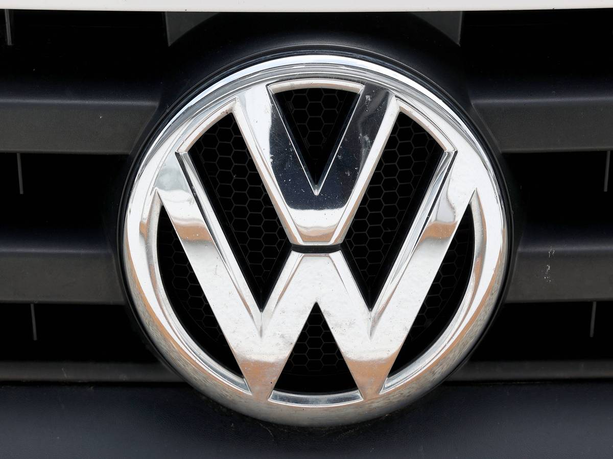 Emblem an einem Auto