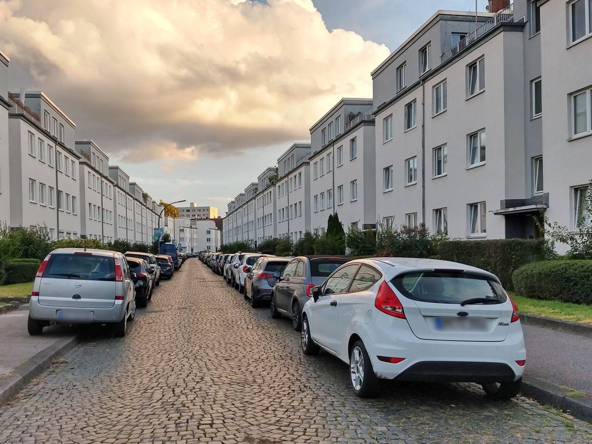 Für die angespannte Parksituation in der Alfterstraße und der Bornheimer Straße gibt es nun eine Lösung.