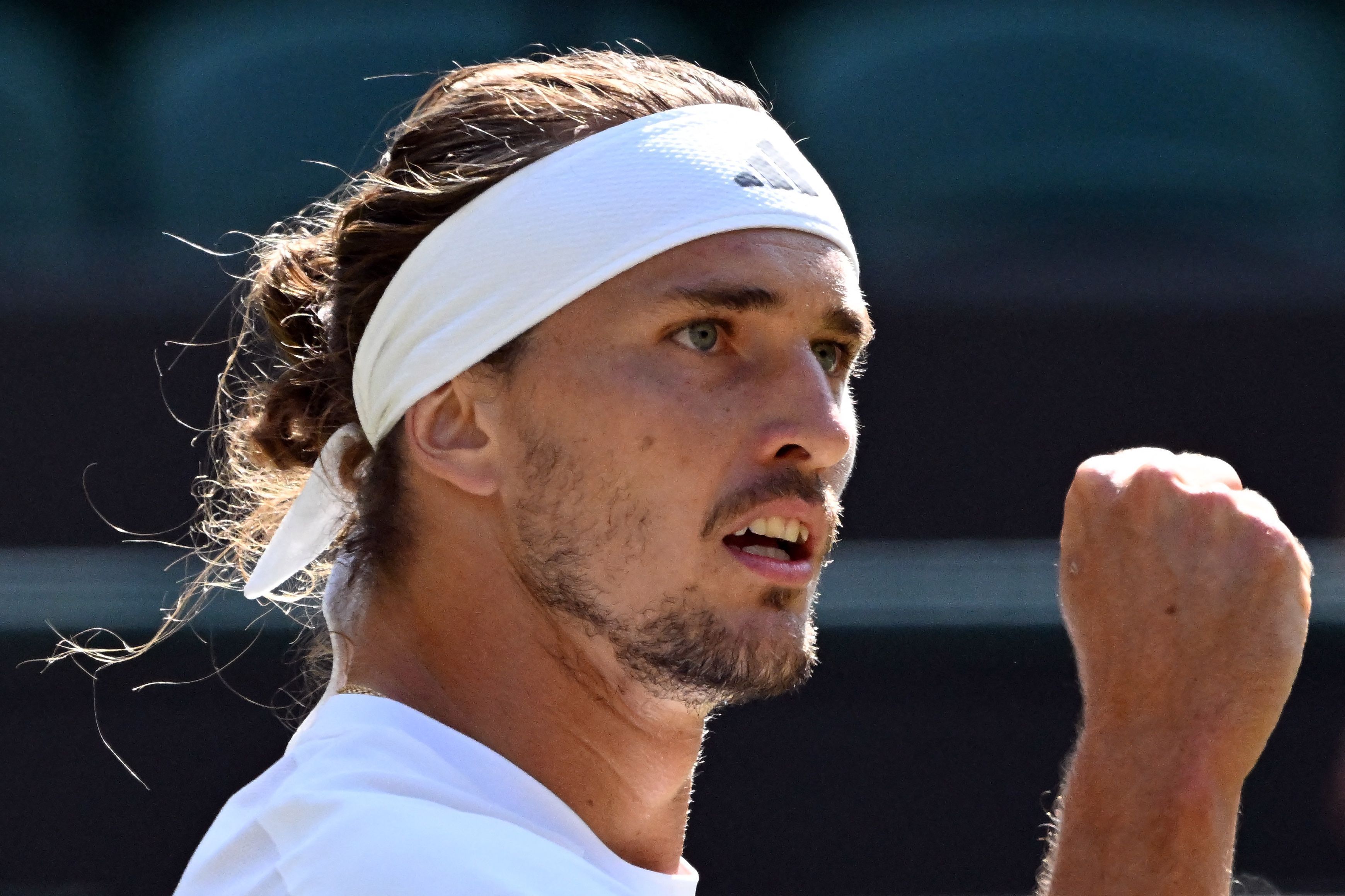 Alexander Zverev ballt jubelnd die rechte Faust.