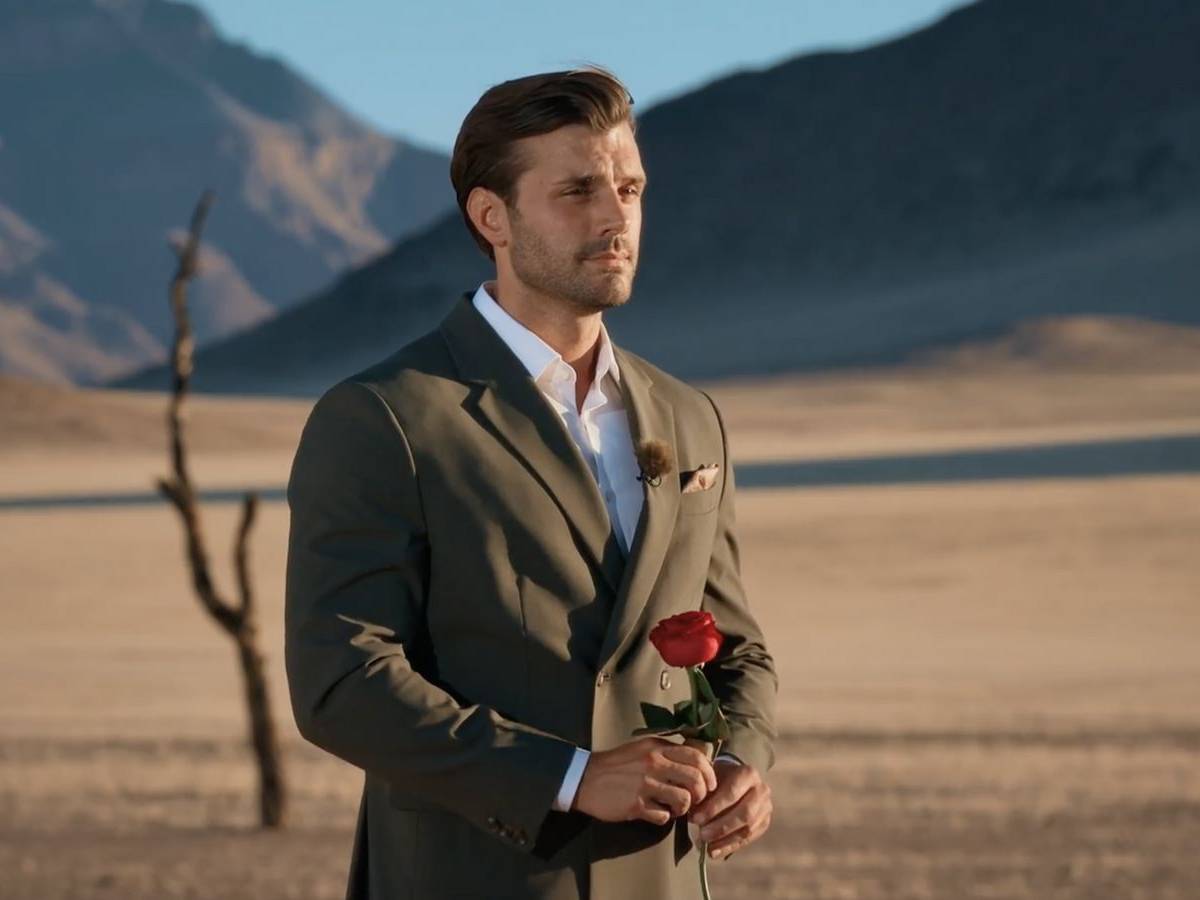 Bachelor Tim schickt Kim nachhause und lässt Miri und Vivi weiter. (Bild: RTL)