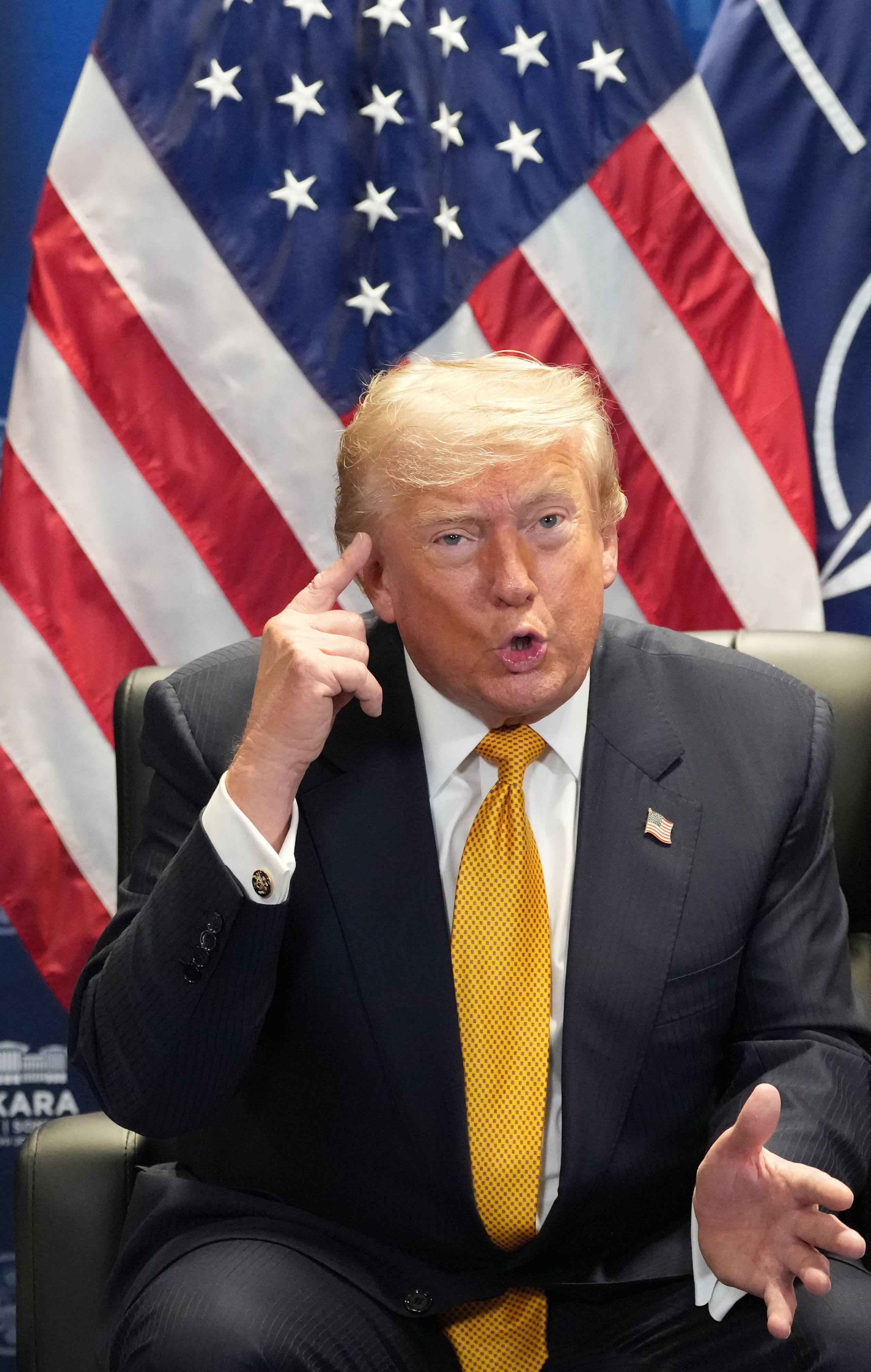 US-Präsident Donald Trump trifft sich am Rande des Nato-Treffens im Bestepe-Präsidentenkomplex mit Nato-Generalsekretär Rutte. F