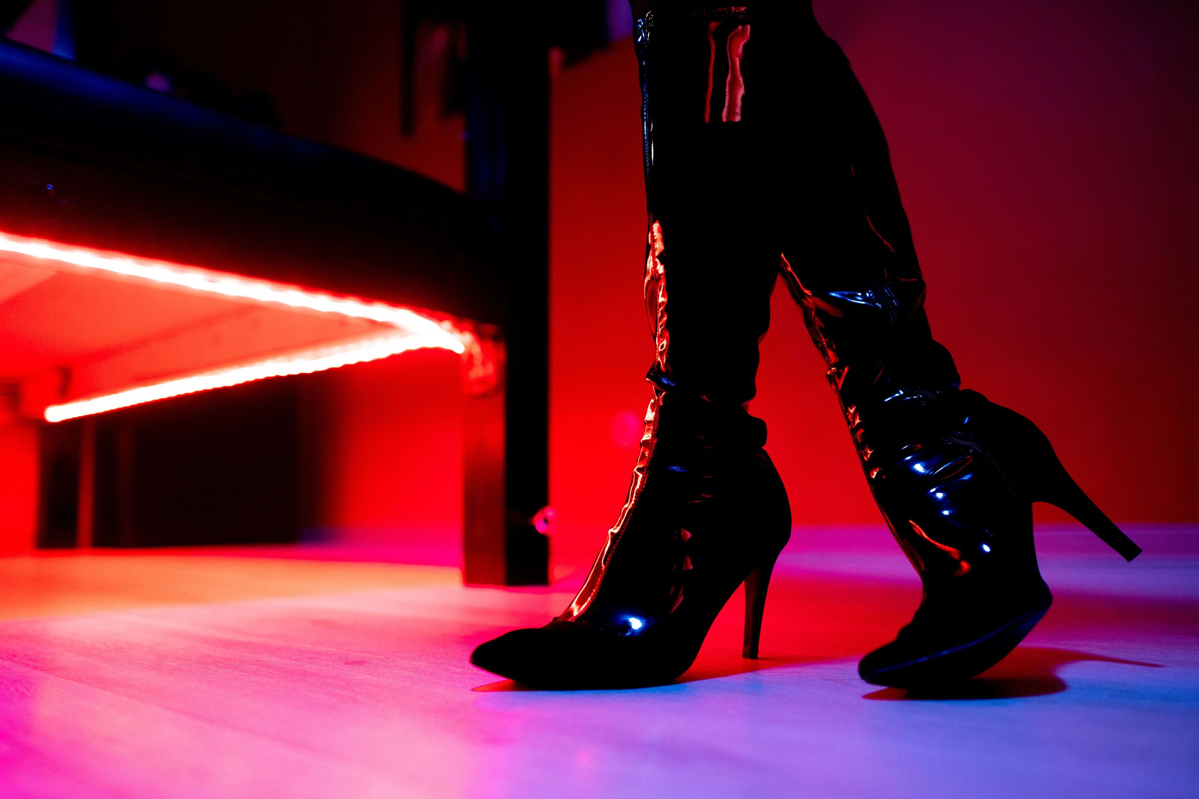 Ein Polizist wurde wegen Vergewaltigung angezeigt (Symbolbild).