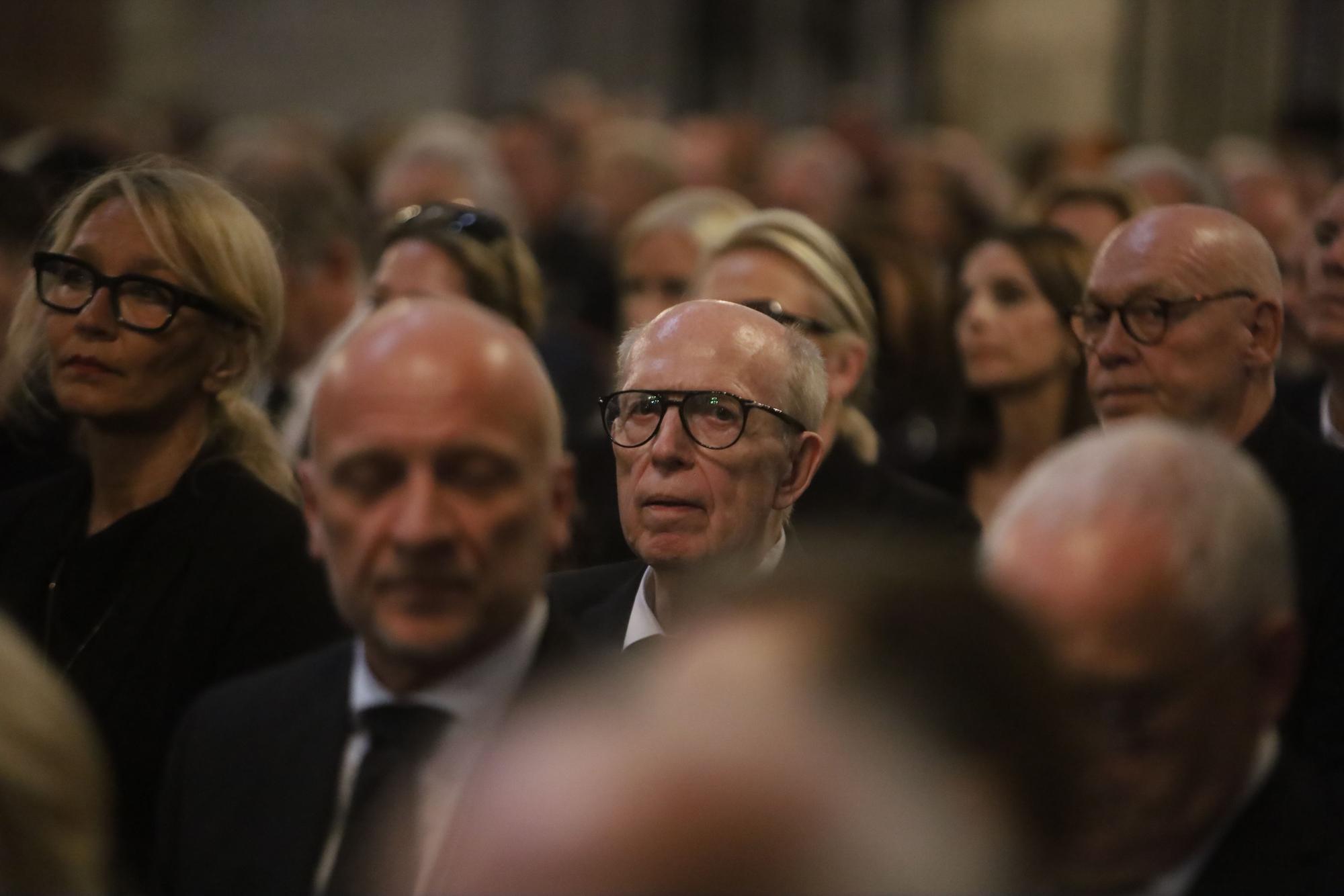Auch Reiner Calmund nahm bei de rTrauerfeier in St. Apostel für Günter Pütz teil. Er ist in der vergangenen Woche im Alter von 75 Jahren verstorben.