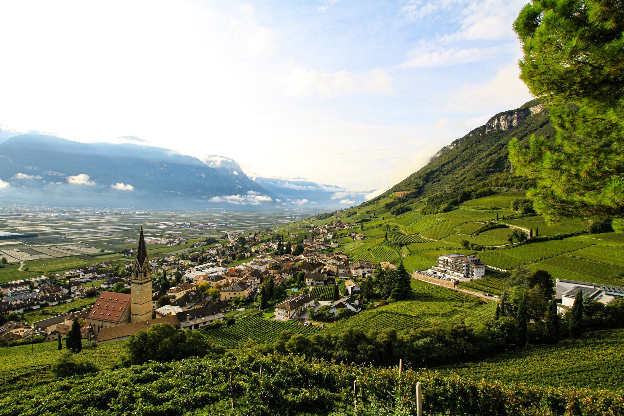 Beim Wandern in Südtirol ist ein 66 Jahre alter Deutscher tödlich verunglückt. (Archivbild)
