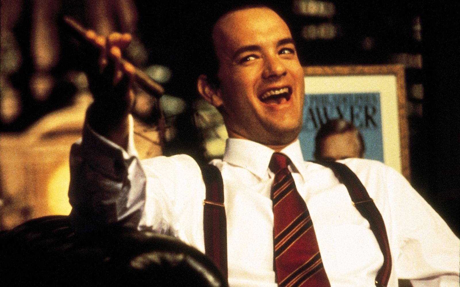 „Philadelphia“ (1993) war die erste große Hollywood-Produktion, die sich der HIV-Thematik annahm. Für die Rolle als AIDS-kranker Anwalt in „Philadelphia“ erhielt Tom Hanks 1994 seinen ersten Oscar. Schon ein Jahr später sollte der zweite Goldjunge folgen, für eine Rolle, die Tom Hanks endgültig unsterblich machte ... (Bild: Columbia TriStar)