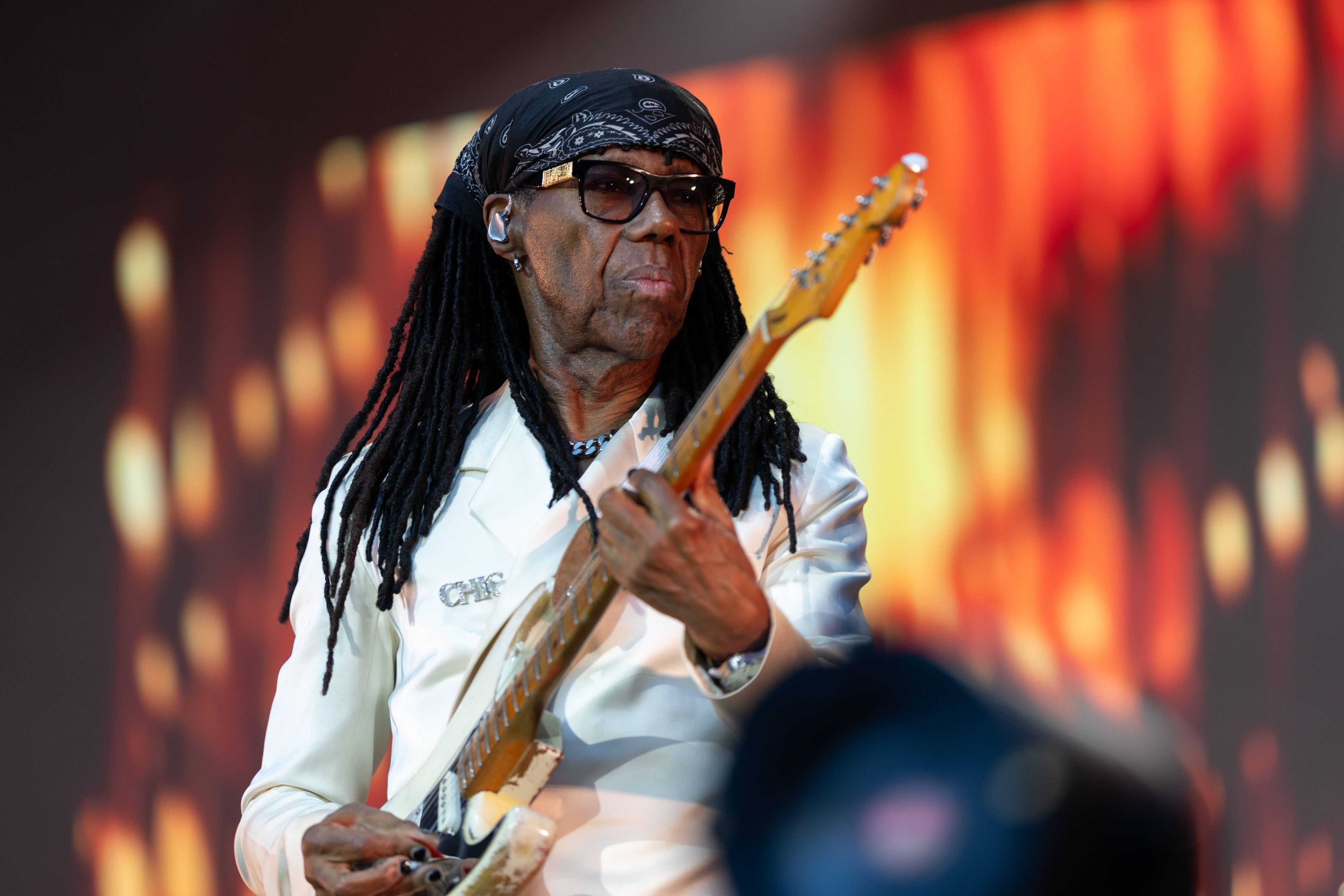 Nile Rodgers auf der Bühne beim KunstRasen in Bonn.