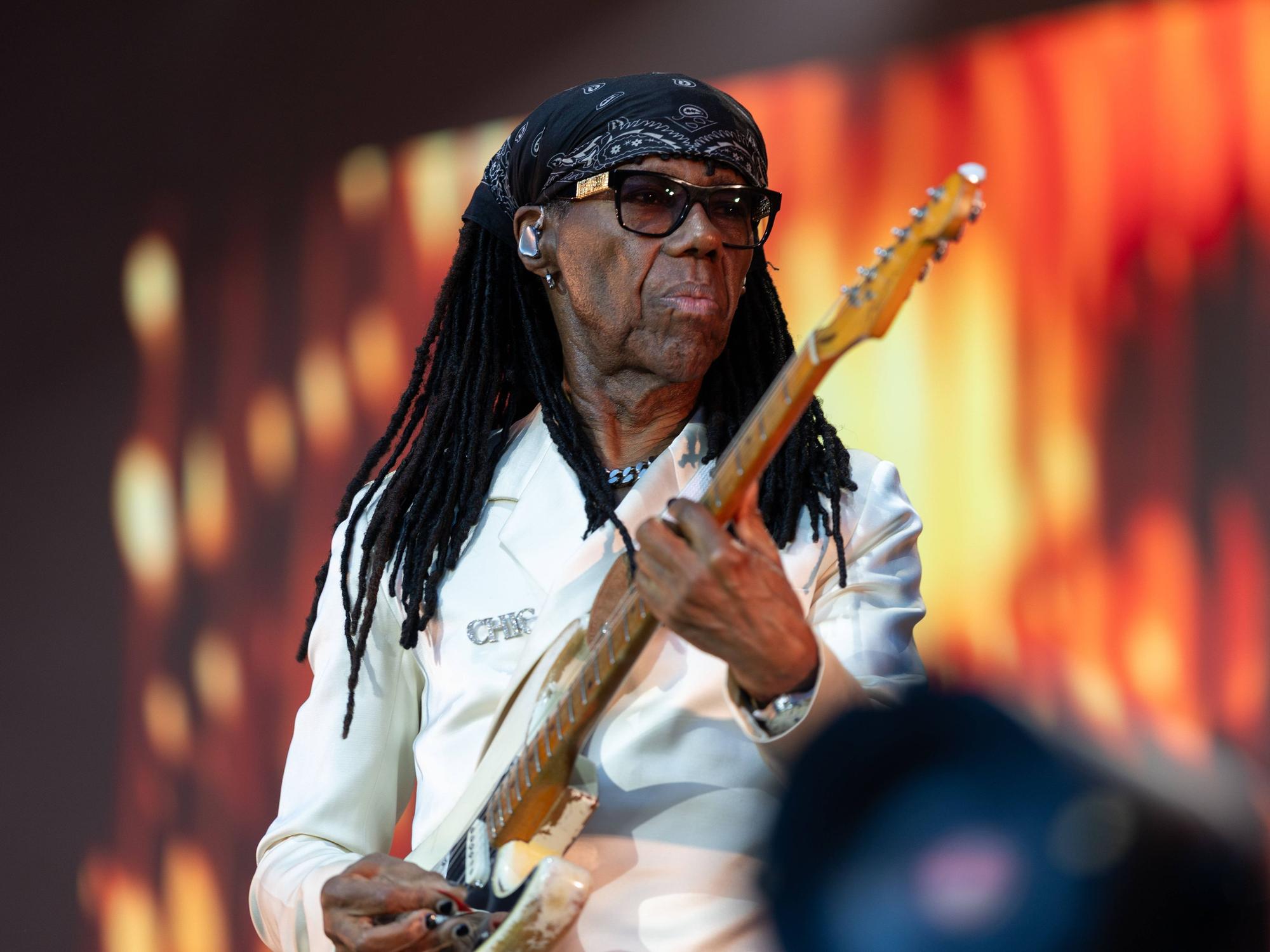Nile Rodgers auf der Bühne beim KunstRasen in Bonn.