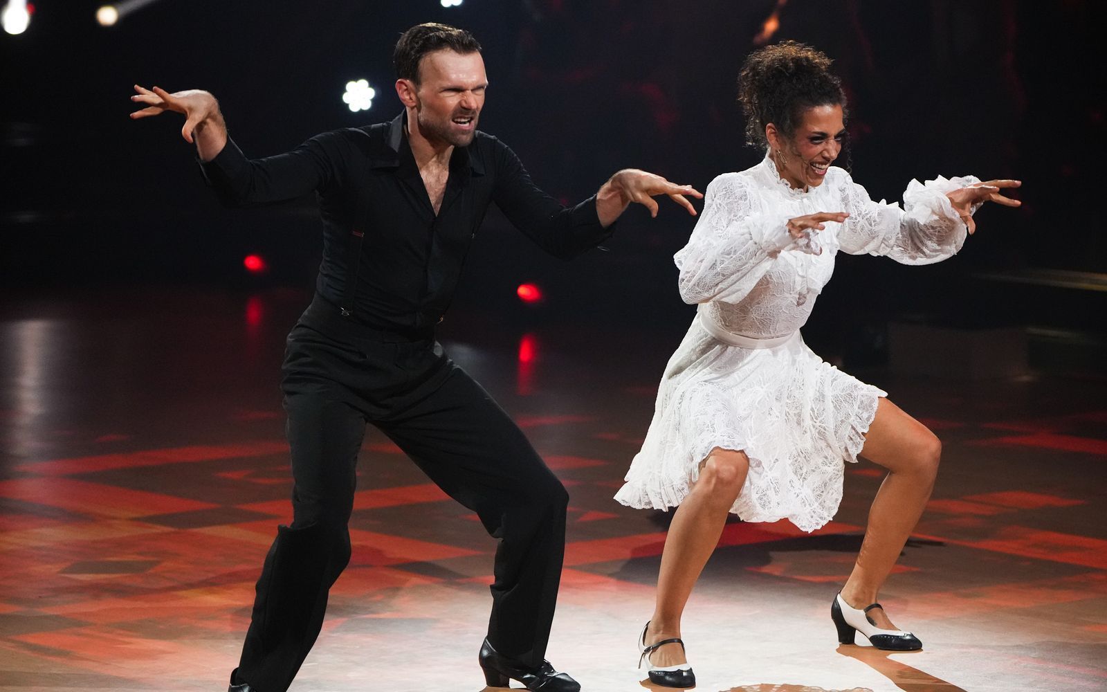 Bei „Let's Dance“ tanzte Vadim Garbuzov zuletzt mit Nadja Benaissa. (Bild: Getty Images / Pau Barrena)