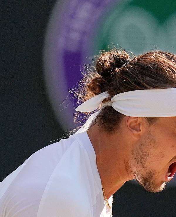 Alexander Zverev reagiert nach einem Punktgewinn beim Grand Slam in Wimbledon.