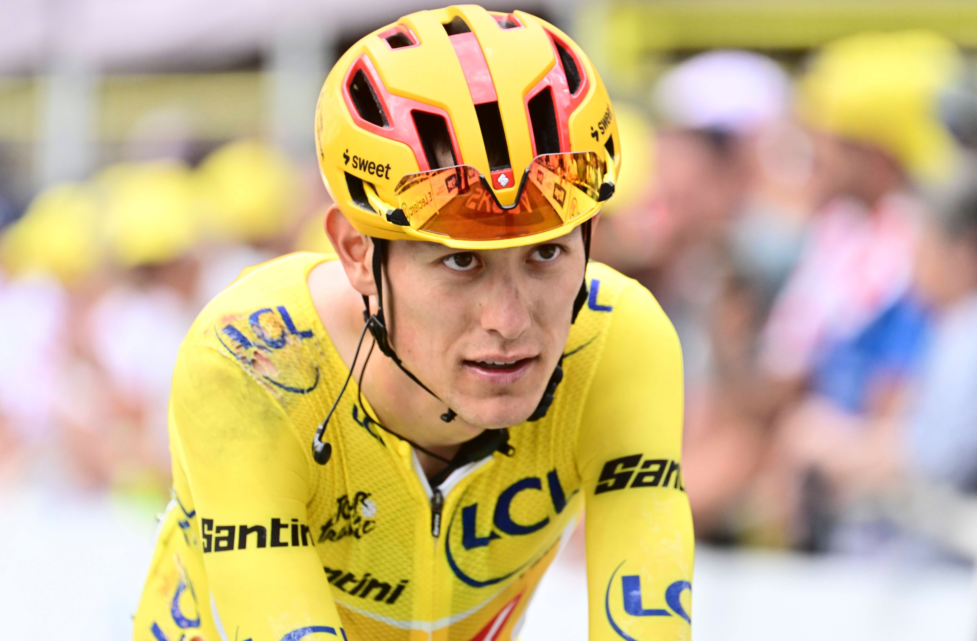 Tour de France: Das Gelbe Trikot bei der Zieldurchfahrt.