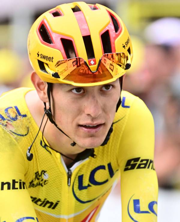 Tour de France: Das Gelbe Trikot bei der Zieldurchfahrt.