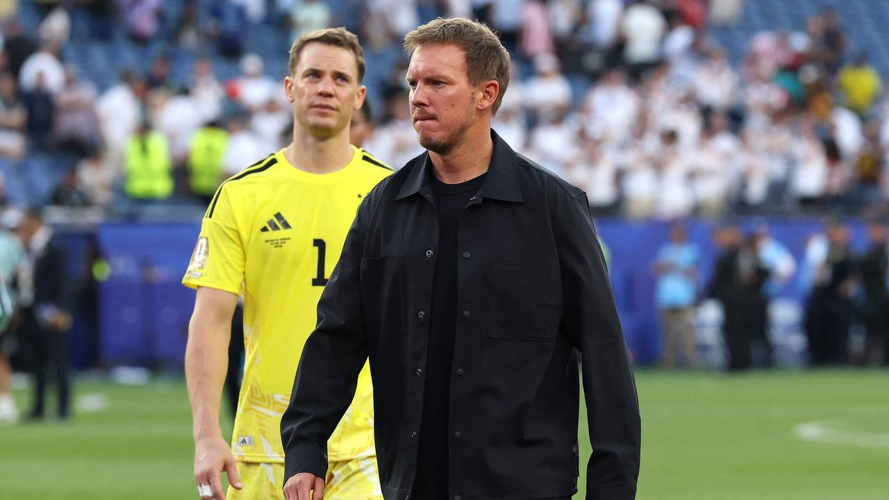 Julian Nagelsmann und Manuel Neuer nach der Niederlage gegen Paraguay.