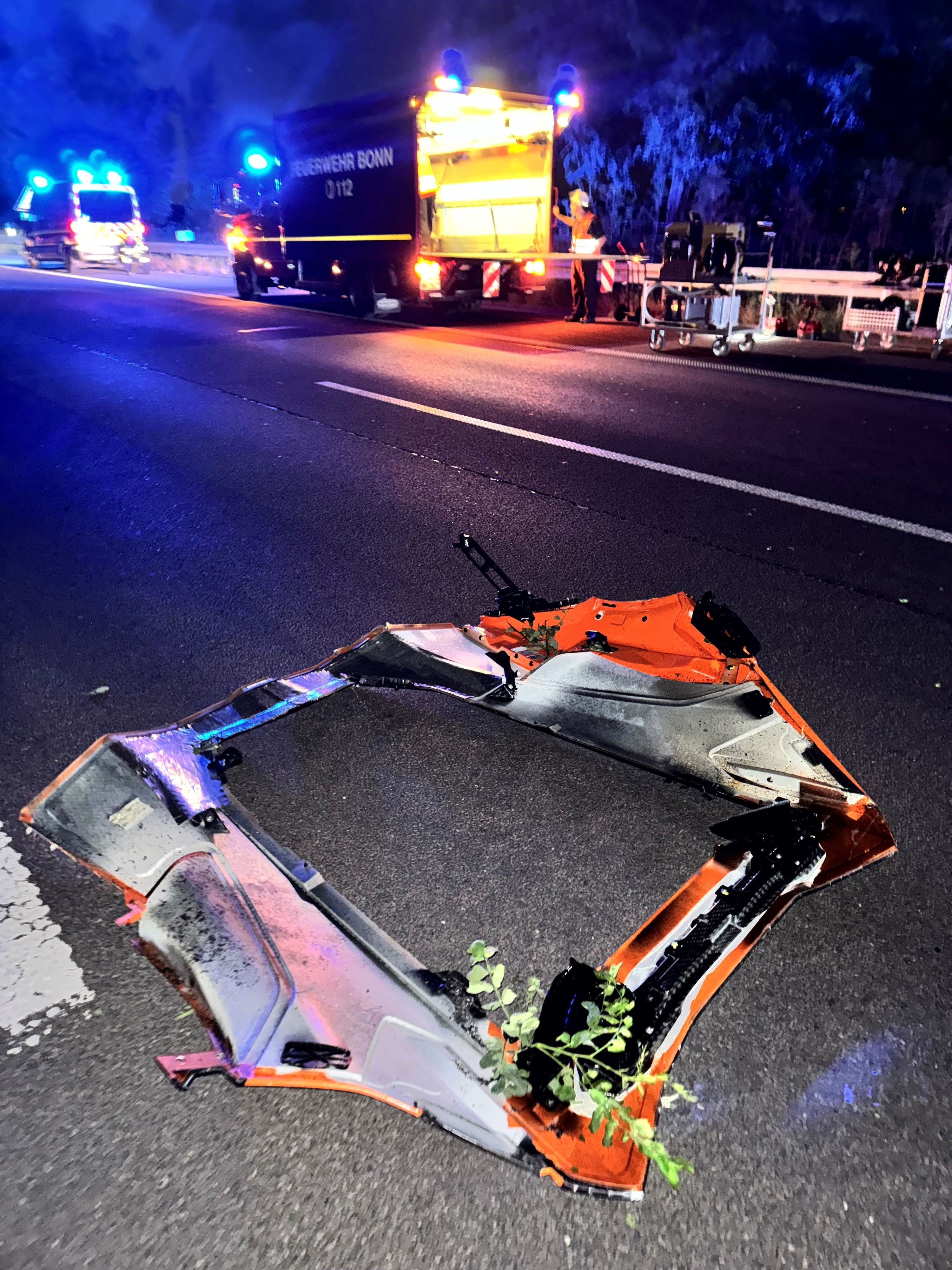 Auf der Straße liegt noch ein Stück des Revuelto.