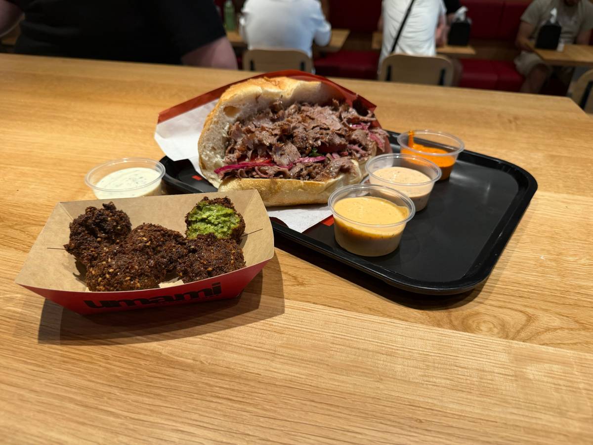 Döner und Falafel von Umami Kebabkunst.