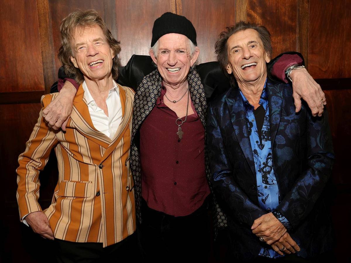 Mick Jagger (links), Keith Richards (Mitte) und Ron Wood haben immer noch unheimlich viel Freude an der Musik. Mit „Foreign Tongues“ präsentieren die Rolling Stones jetzt ihr 25. Studioalbum. (Bild: Kevin Mazur)