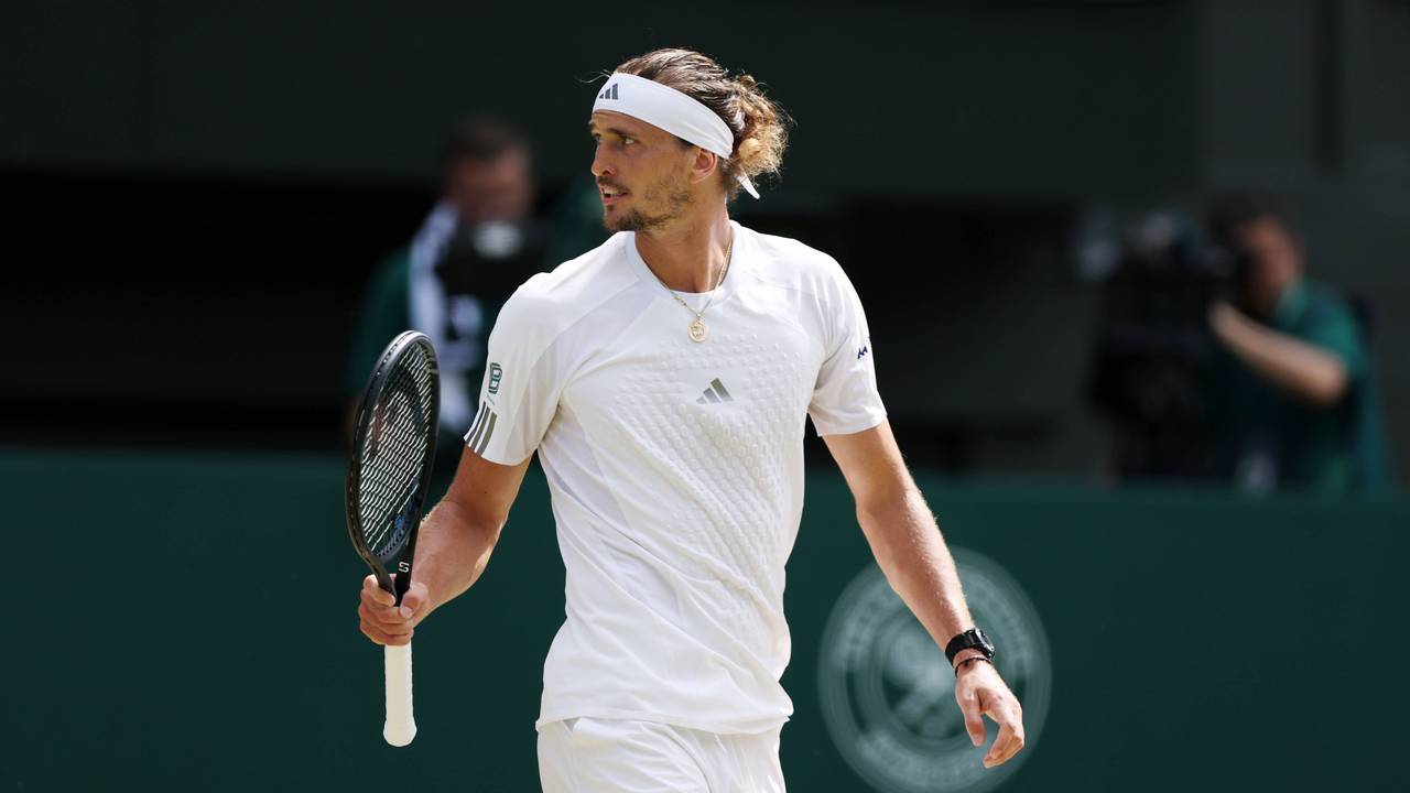 Alexander Zverev jubelt nach einem Punktgewinn.