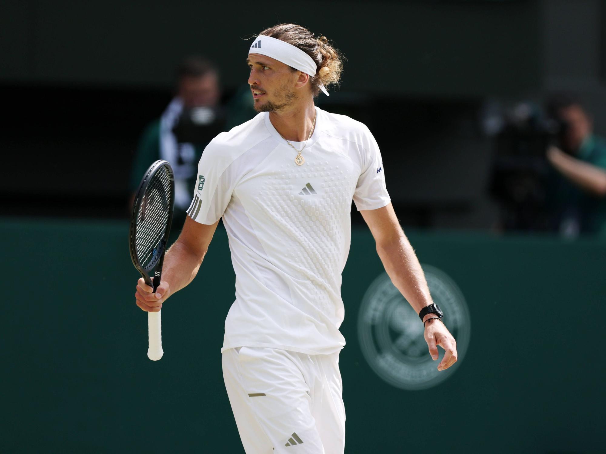 Alexander Zverev jubelt nach einem Punktgewinn.