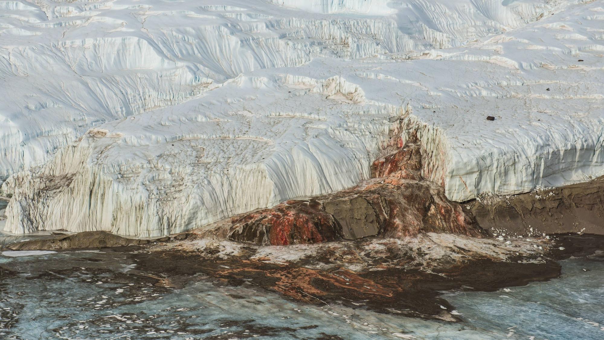 Blutfall des Taylor-Gletschers in der Antarktis, hier auf einem Archivfoto aus dem Jahr 2013.