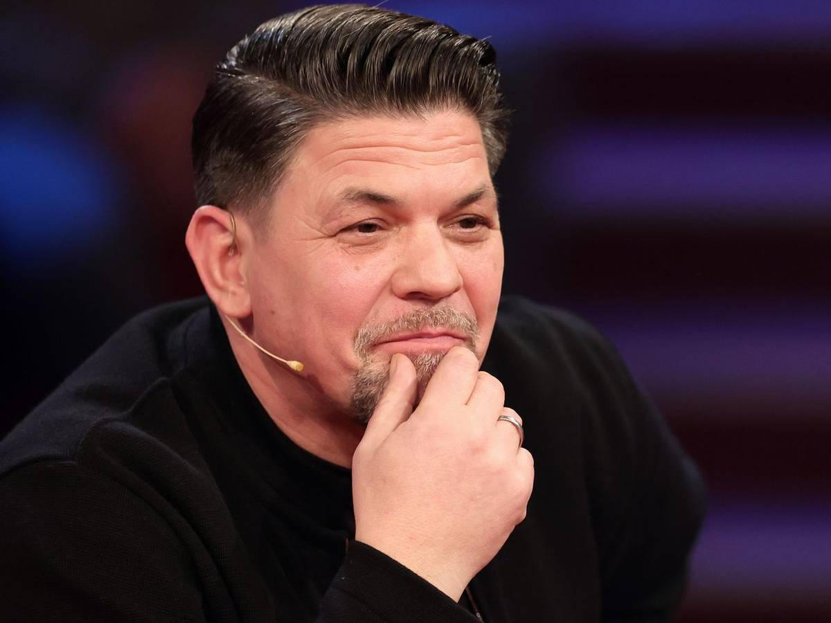 Tim Mälzer lebt in Hamburg in einer ehemaligen Tischlerei. (Bild: 2023 Getty Images/Andreas Rentz)