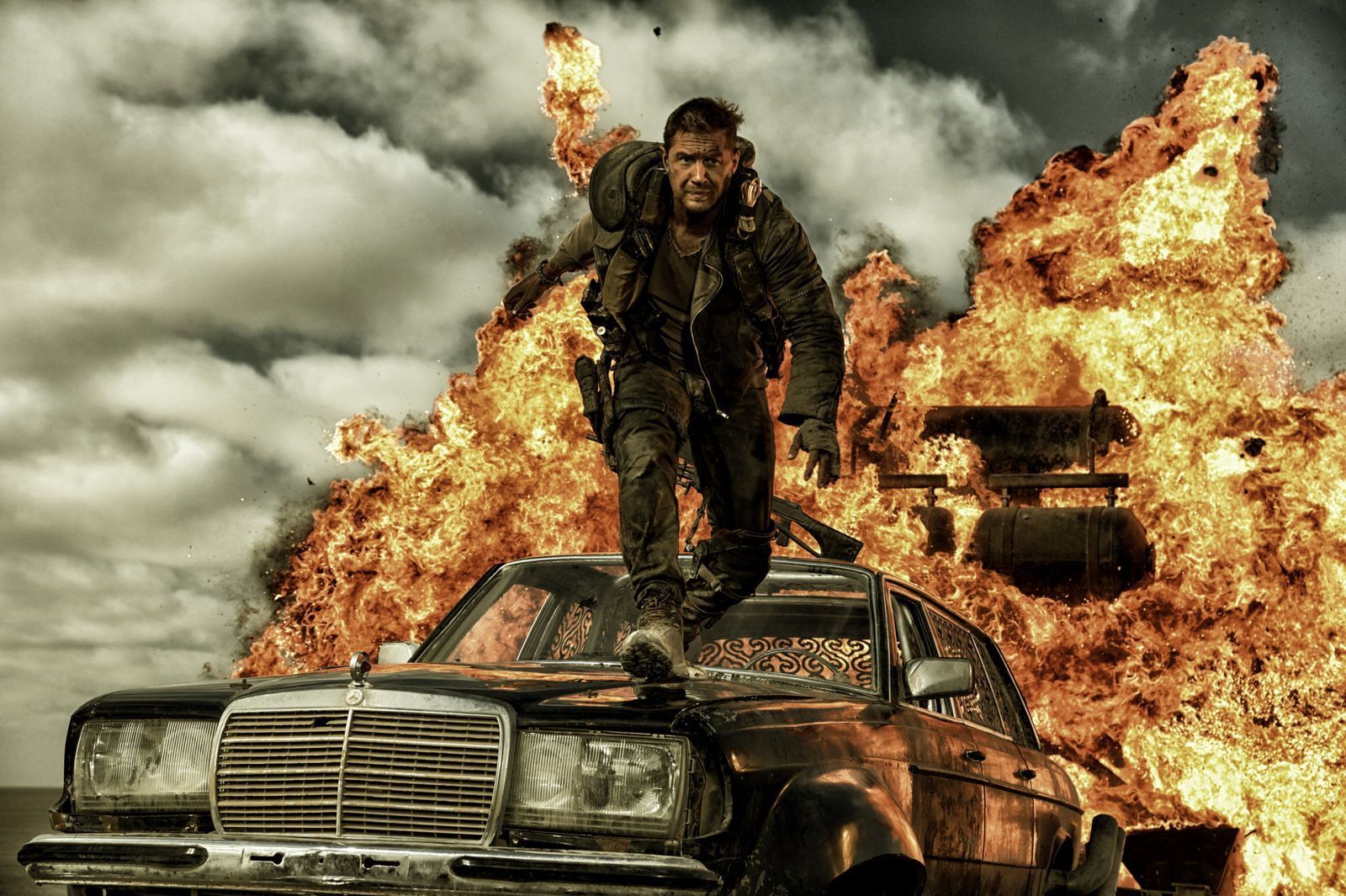 Die Aura von Max Rockatansky indes begann mit „Mad Max: Fury Road“ zu verblassen. In „Furiosa: A Mad Max Saga“ ist der Charakter, einer der faszinierendsten des Actionkinos, gar nicht erst zu sehen. Auch das trug dazu bei, dass der Film letztlich floppte. (Bild: Village Roadshow Pictures)
