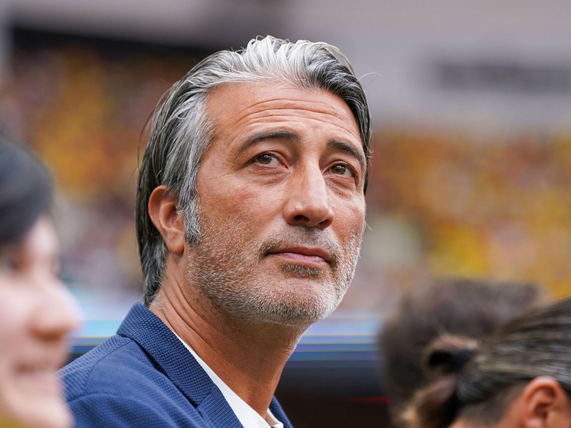 Murat Yakin am Spielfeldrand.