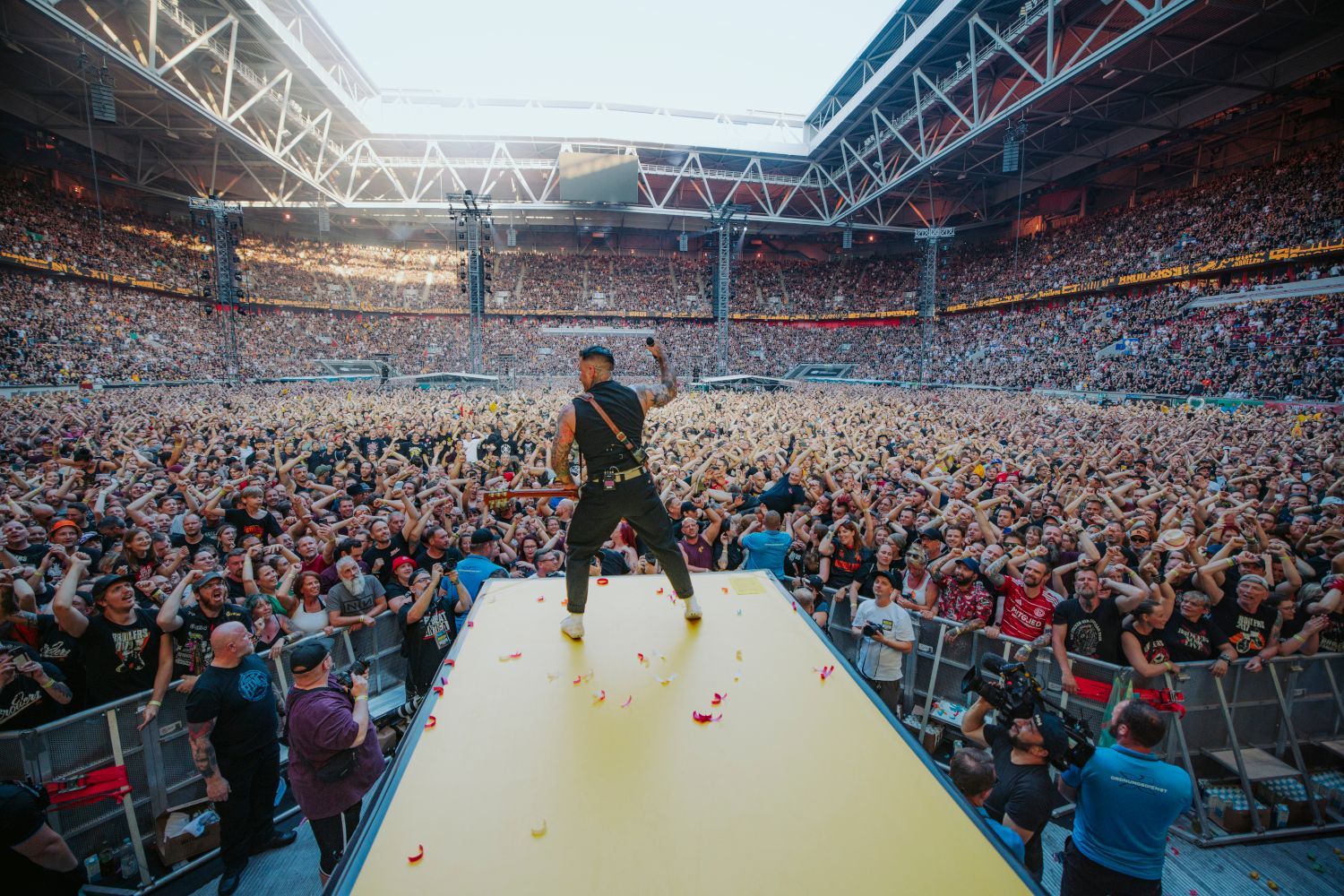 Broilers Konzert in der Merkur-Spiel-Arena Düsseldorf