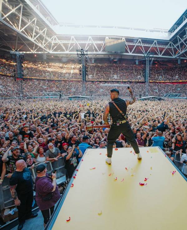 Broilers Konzert in der Merkur-Spiel-Arena Düsseldorf