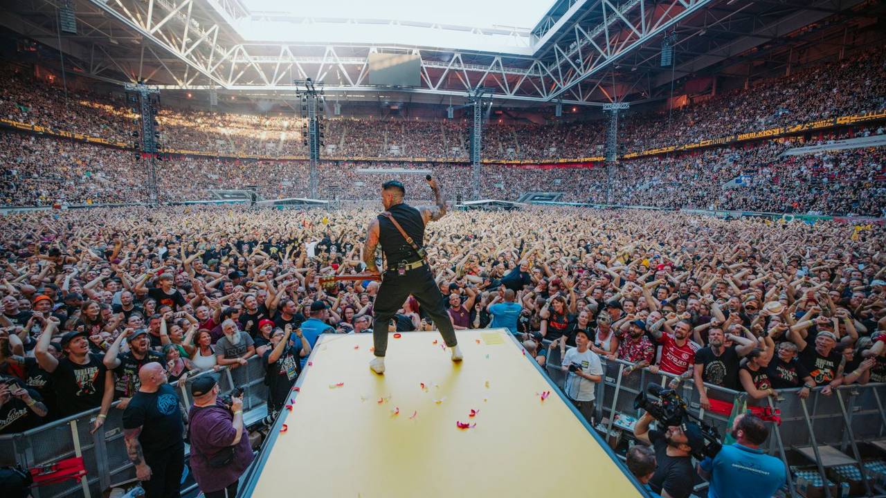 Broilers Konzert in der Merkur-Spiel-Arena Düsseldorf