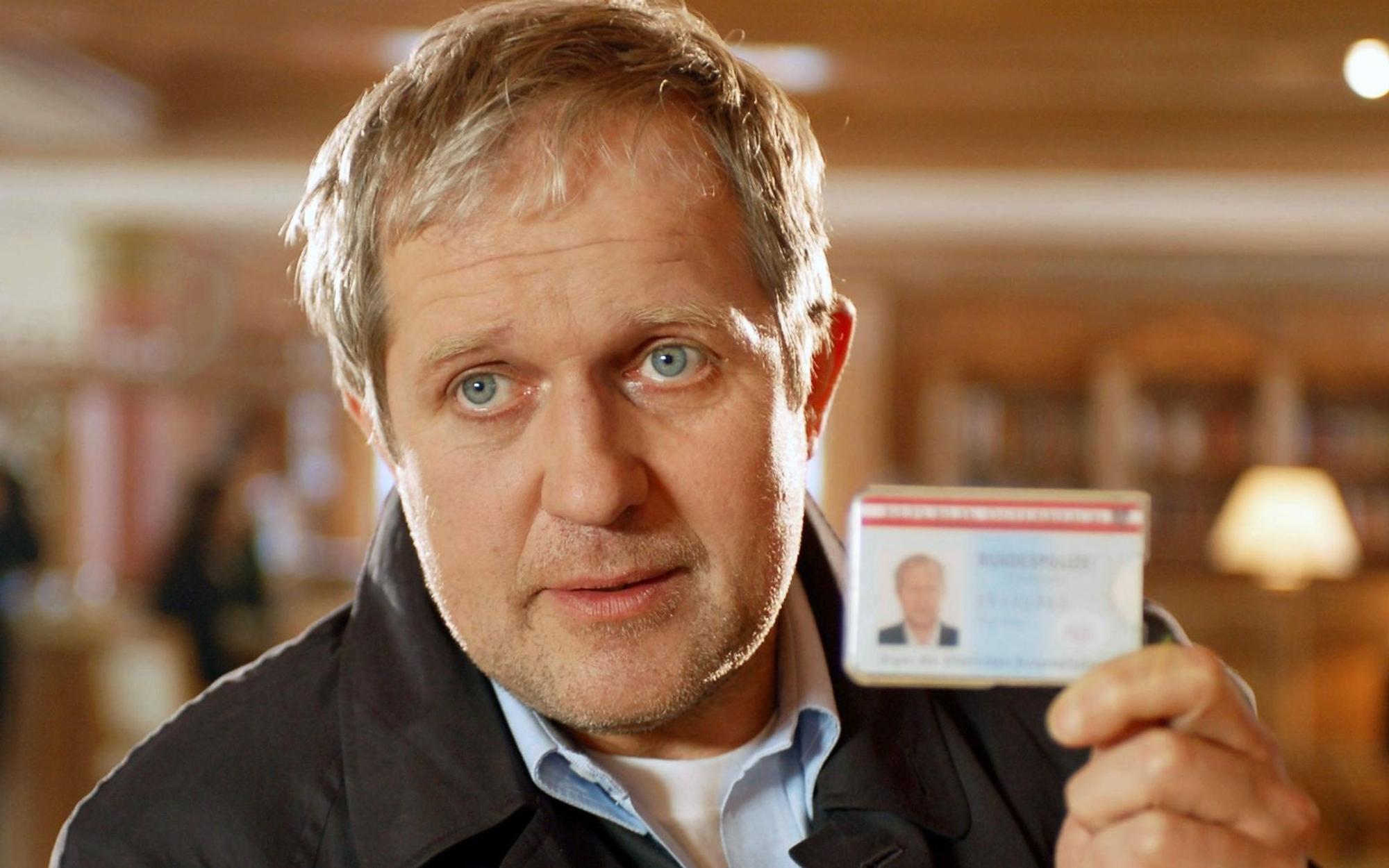 Kommissar Moritz Elsner (Harald Krassnitzer) ermittelt bereits seit 1999 im „Tatort“. (Bild: rbb / ORF / Andreas Fischer)