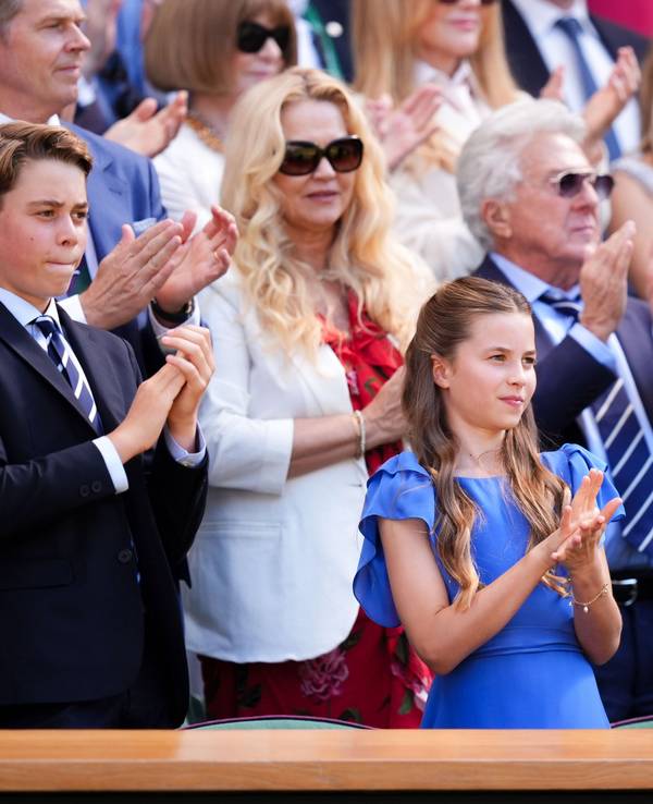 Prinz George, Prinzessin Charlotte und Prinzessin Kate (v.l.) beim Finale der Herren in Wimbledon.