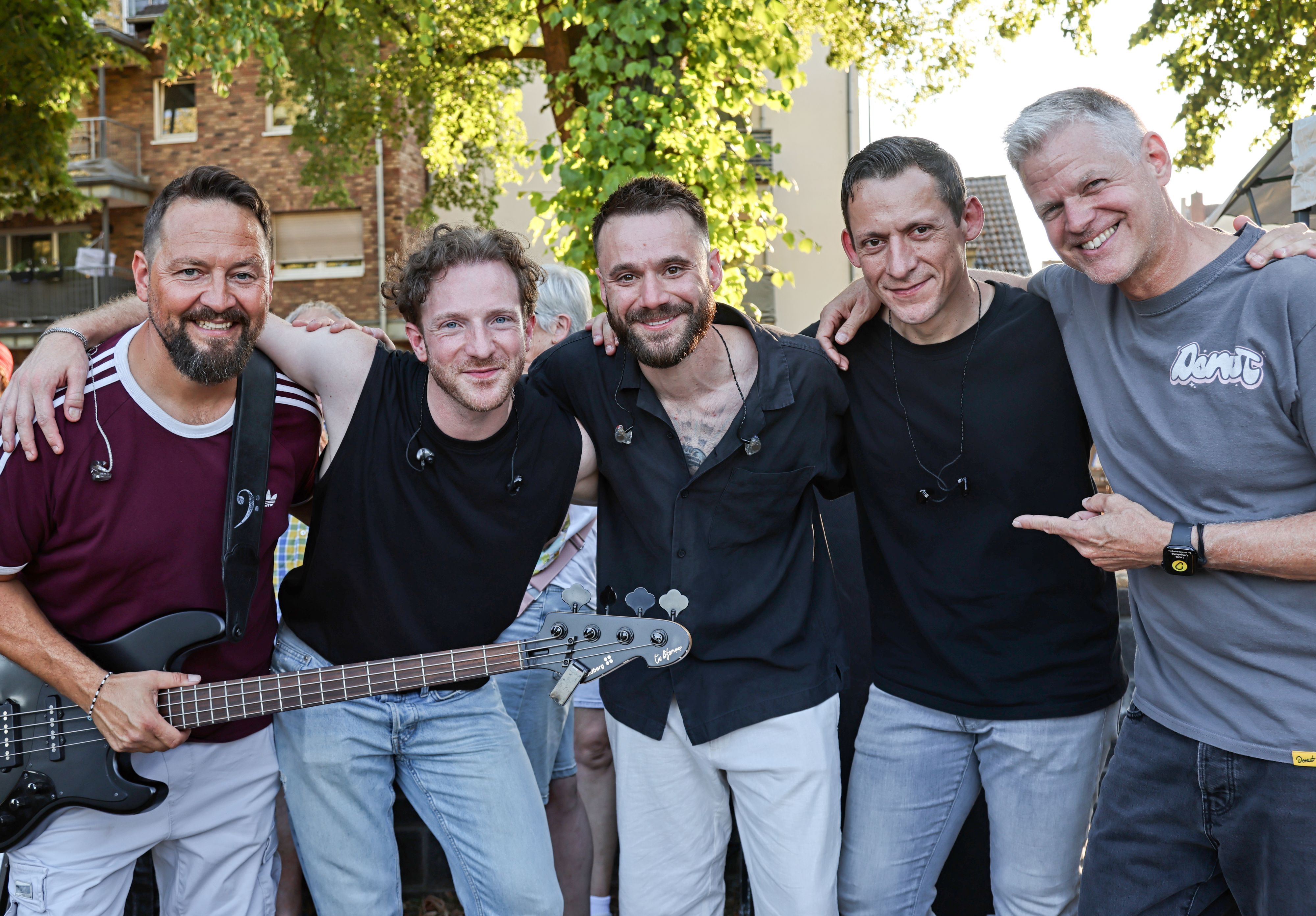 Die Band Stadtrand mit Sänger Roman Lob.