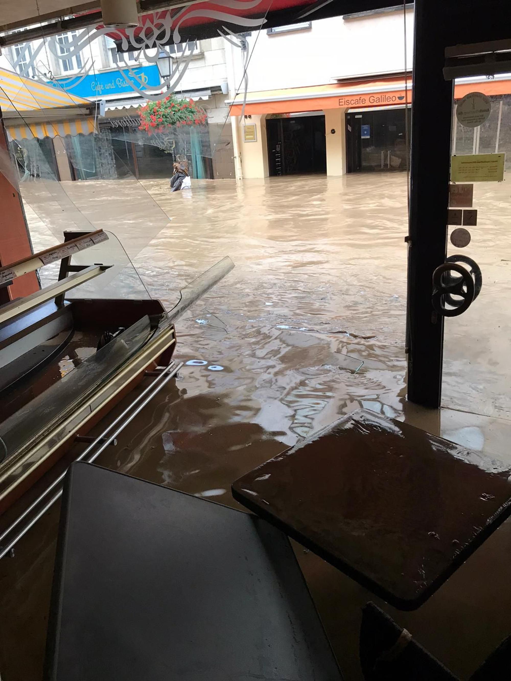 Die Bäckerei der Familie Schmitz in Ahrweiler wurde 2021 von der Hochwasser-Katastrophe getroffen, der Verkaufsraum und das gesamte Erdgeschoss standen damals unter Wasser.