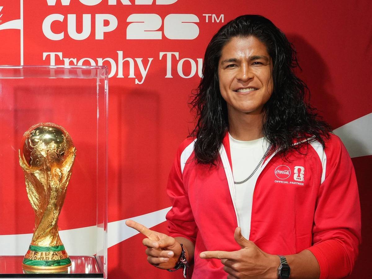 Weltmeister ist Cristo Fernández noch nicht. Sein Profidebüt als Fußballer legte der „Ted Lasso“-Serienstar jetzt aber immerhin hin. (Bild: Getty Images / Presley Ann)