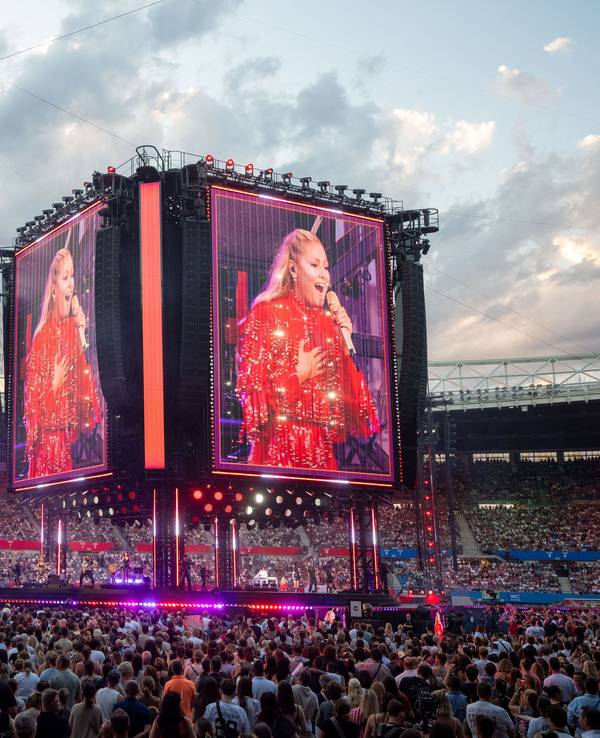 Helene Fischer während ihres Konzerts im Ernst-Happel-Stadion in Wien.
